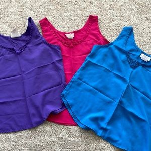 Bundle of 3 camisoles